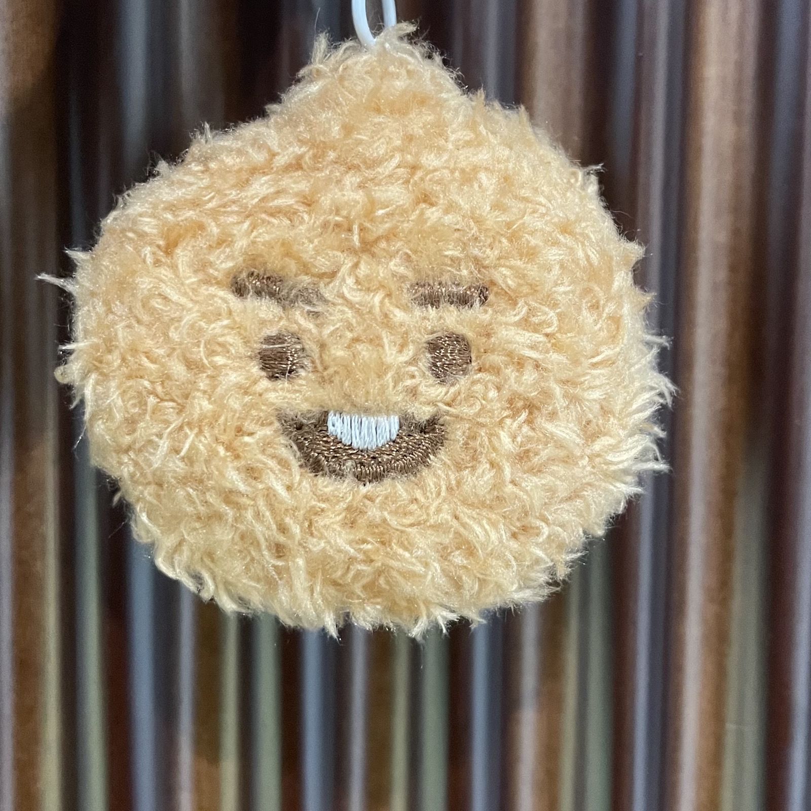 Llavero de peluche BT21 de ani - Anime Merchandise Keychains reseña y precio